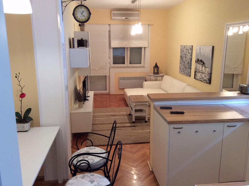 Apartment Satus Подстрана Екстер'єр фото