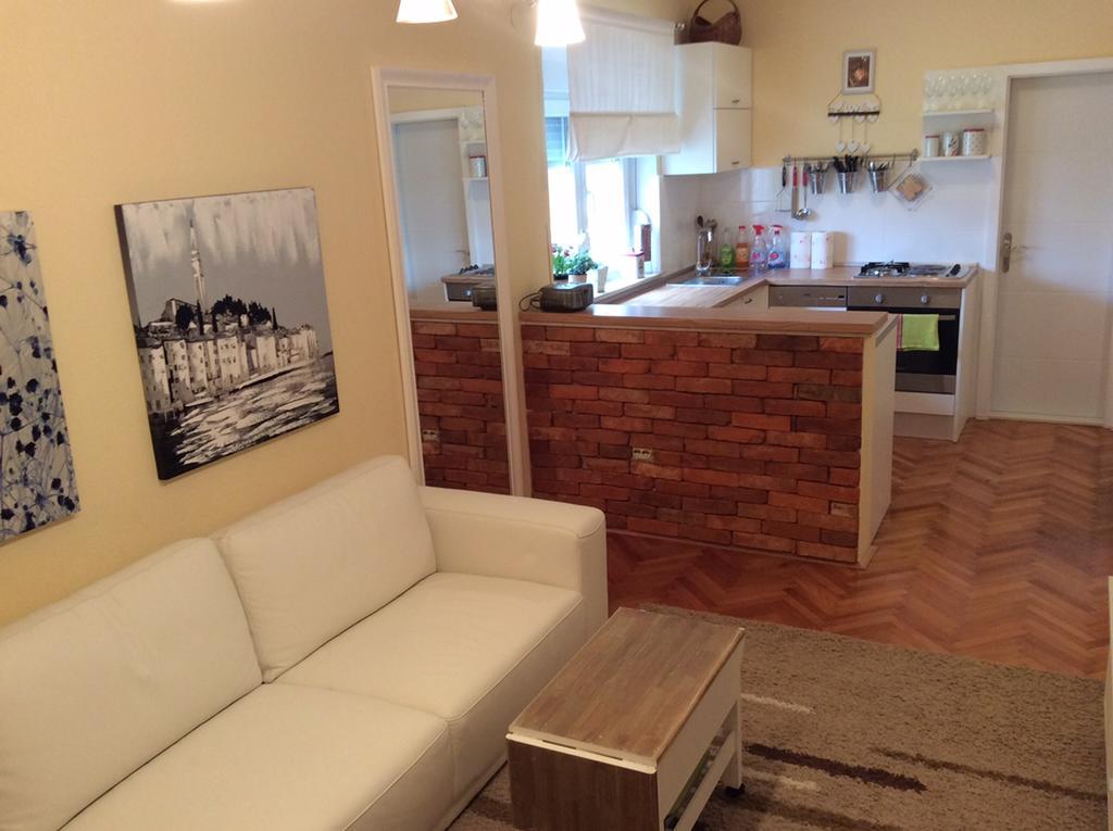 Apartment Satus Подстрана Екстер'єр фото